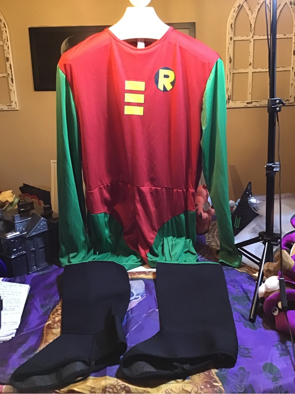 Teen titans go robin costume adult size large
